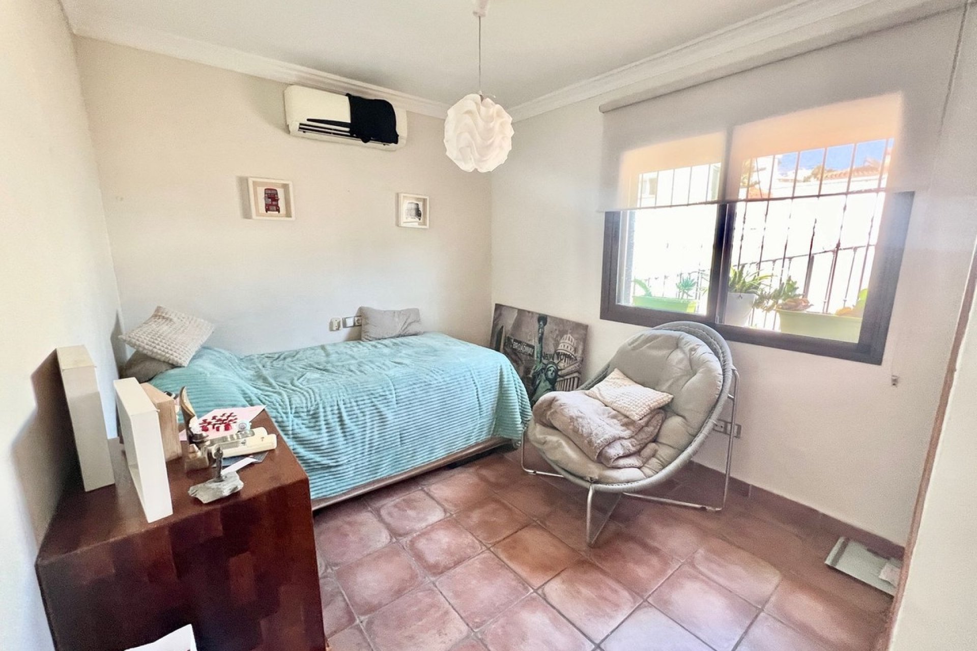 Resale - Villa - Marbella - Nueva Andalucía