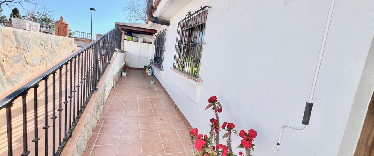 Resale - Villa - Marbella - Nueva Andalucía