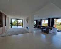 Resale - Villa - Marbella - Nueva Andalucía