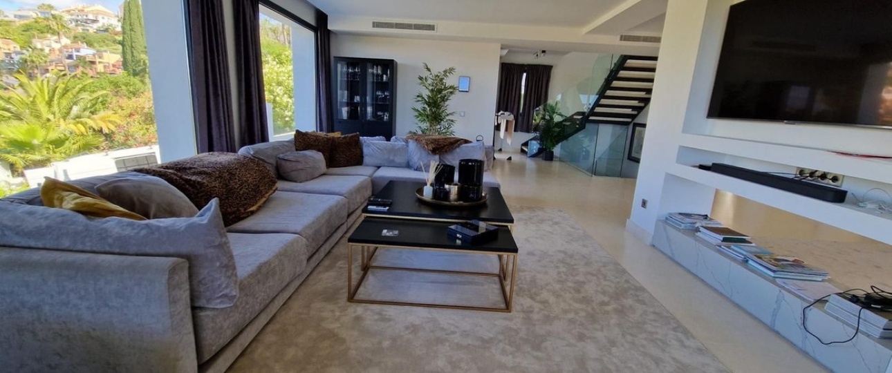Resale - Villa - Marbella - Nueva Andalucía