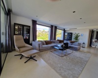 Resale - Villa - Marbella - Nueva Andalucía