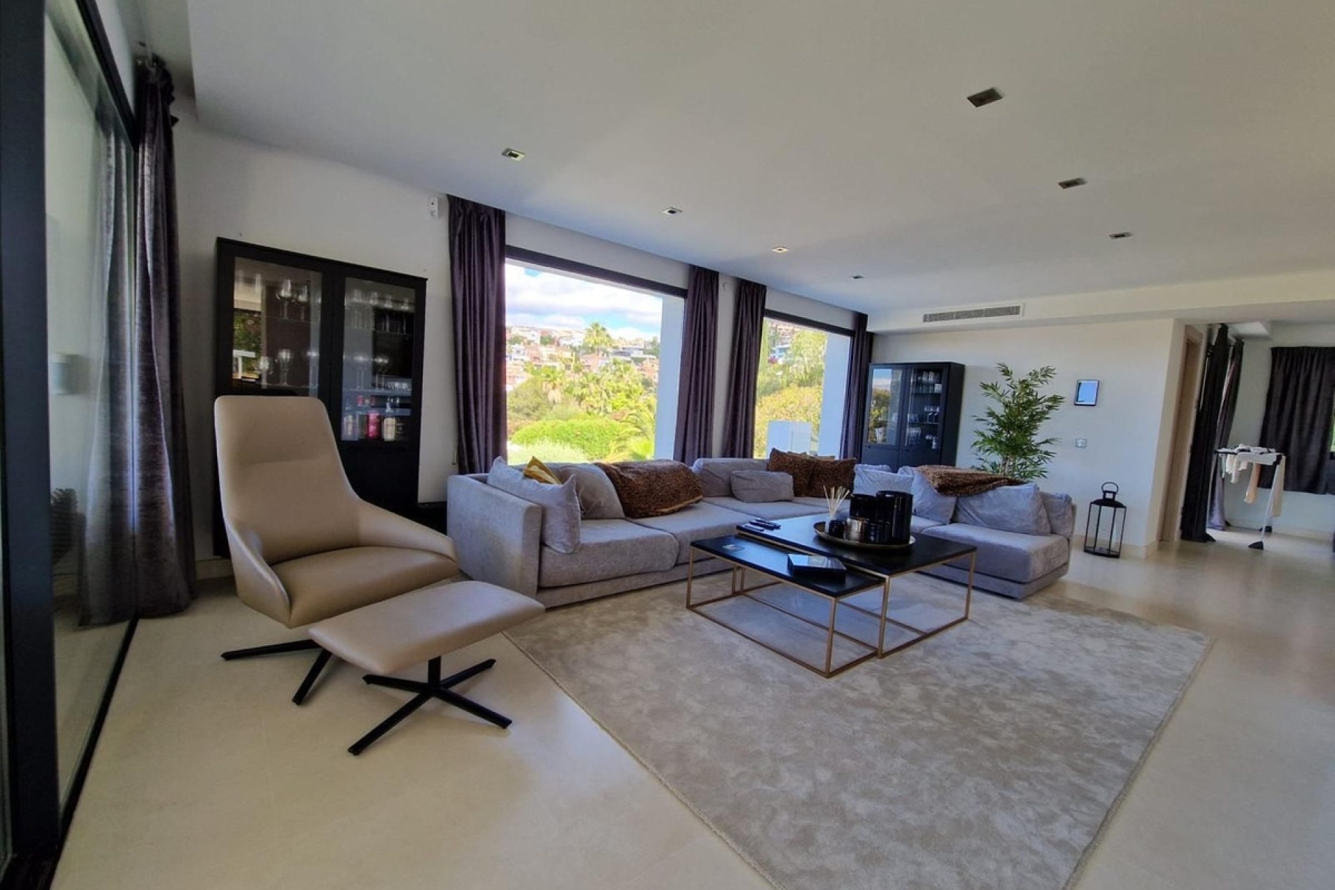 Resale - Villa - Marbella - Nueva Andalucía