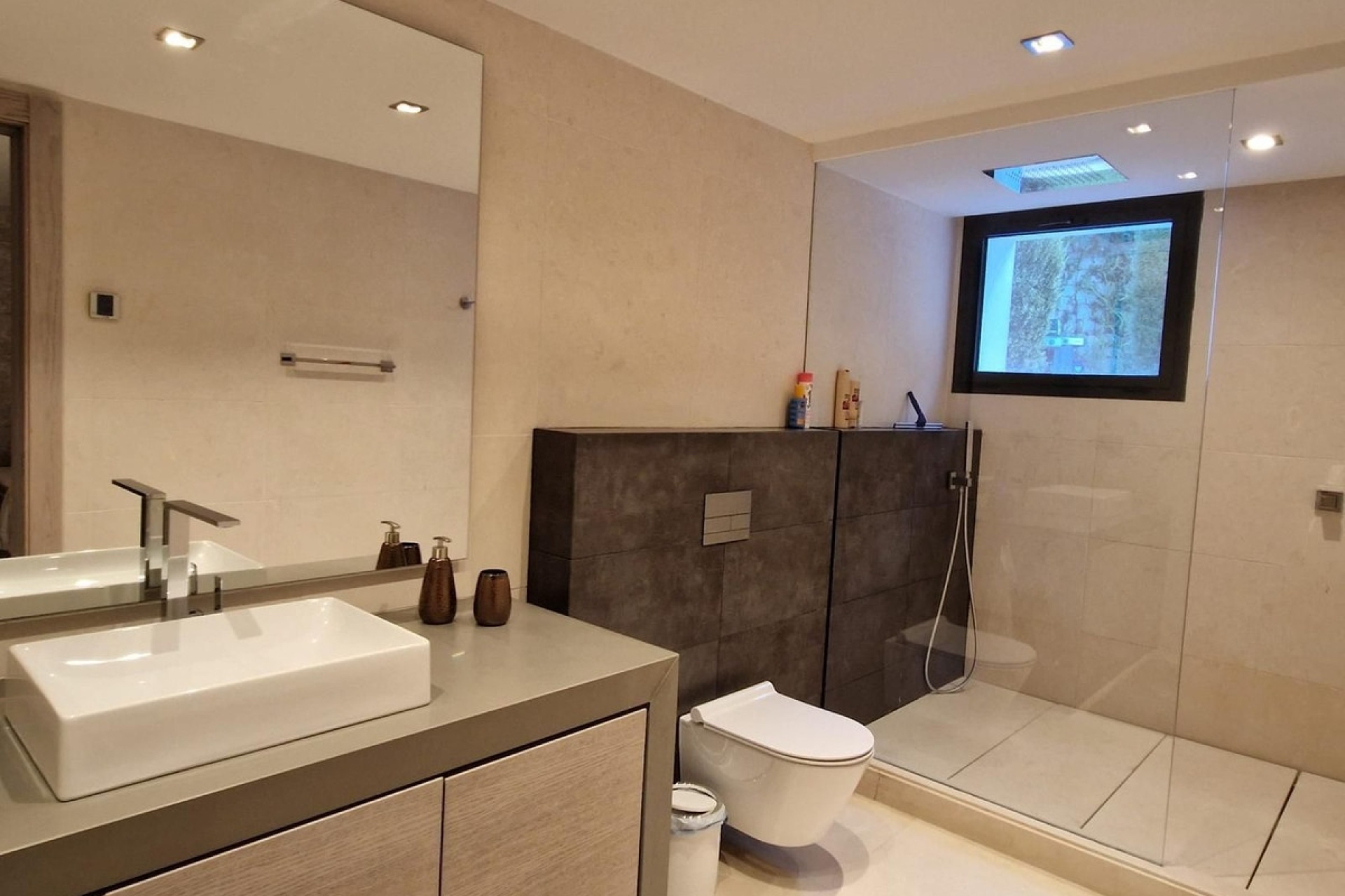 Resale - Villa - Marbella - Nueva Andalucía