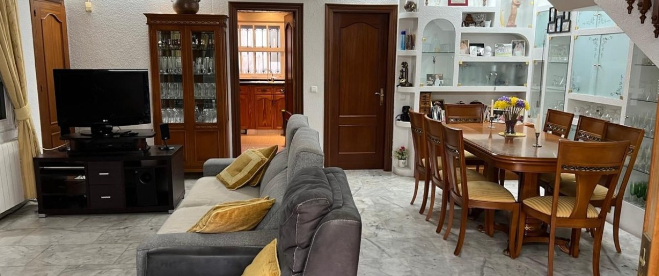 Resale - Villa - Marbella - Nueva Andalucía
