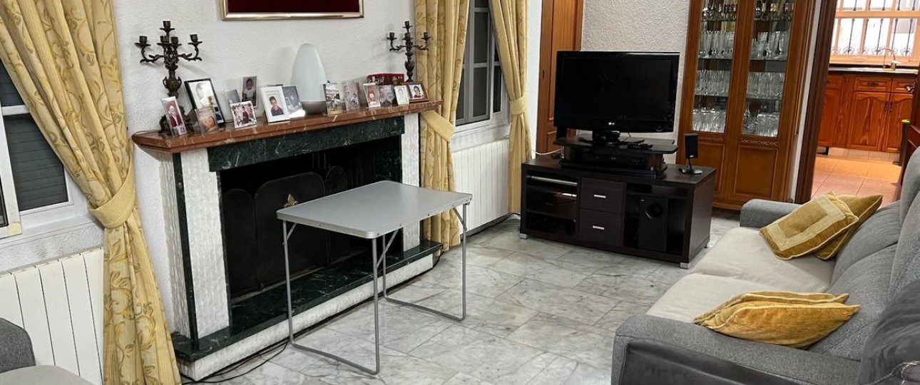 Resale - Villa - Marbella - Nueva Andalucía