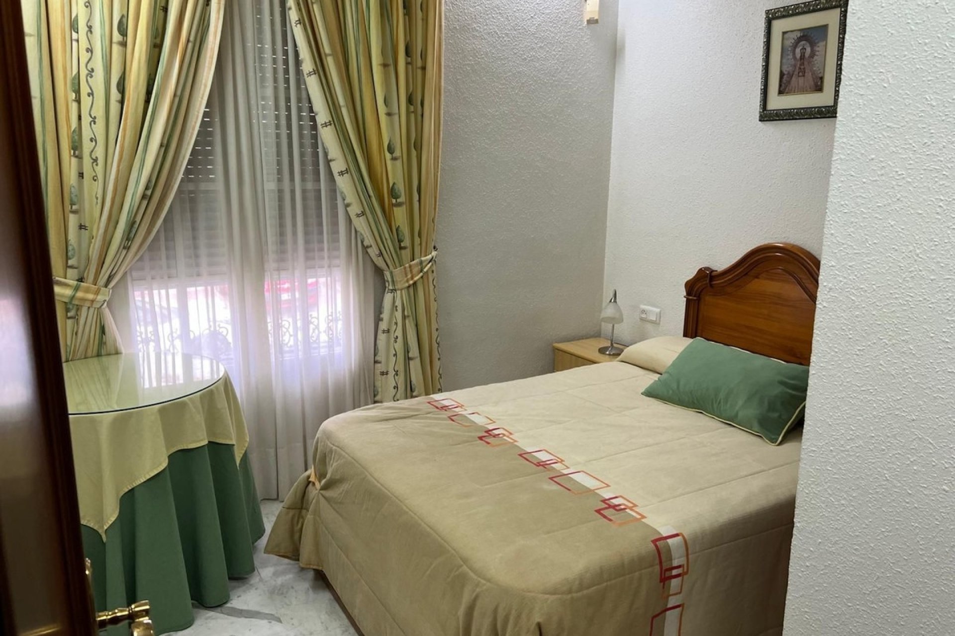 Resale - Villa - Marbella - Nueva Andalucía