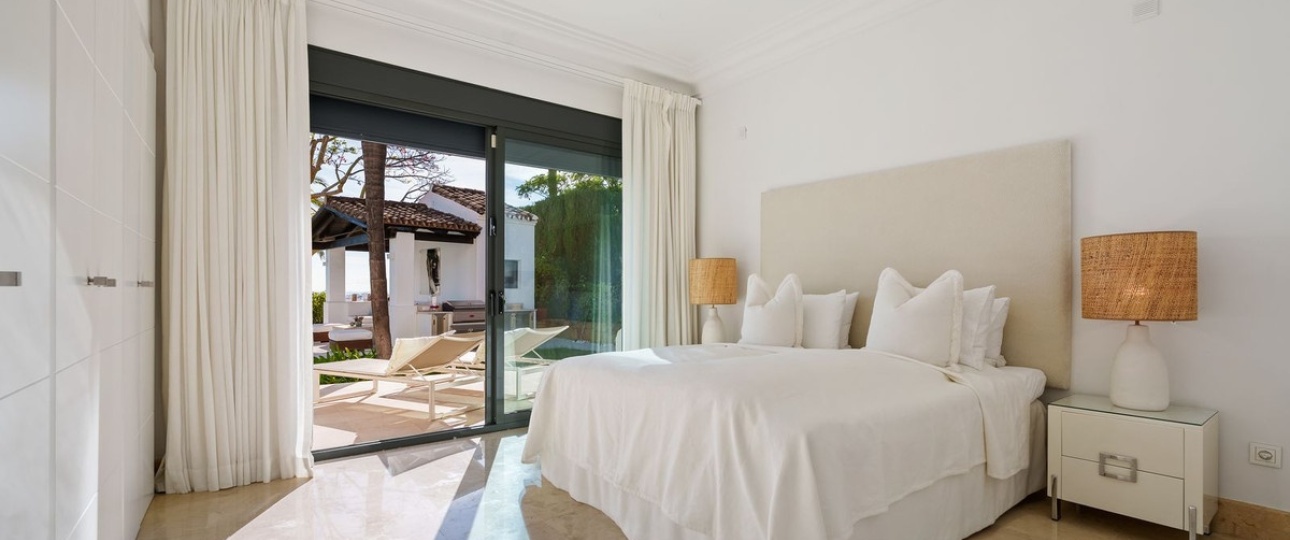Resale - Villa - Marbella - Nueva Andalucía