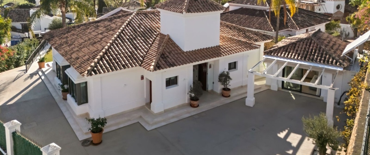 Resale - Villa - Marbella - Nueva Andalucía