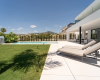 Resale - Villa - Marbella - Nueva Andalucía