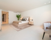 Resale - Villa - Marbella - Nueva Andalucía