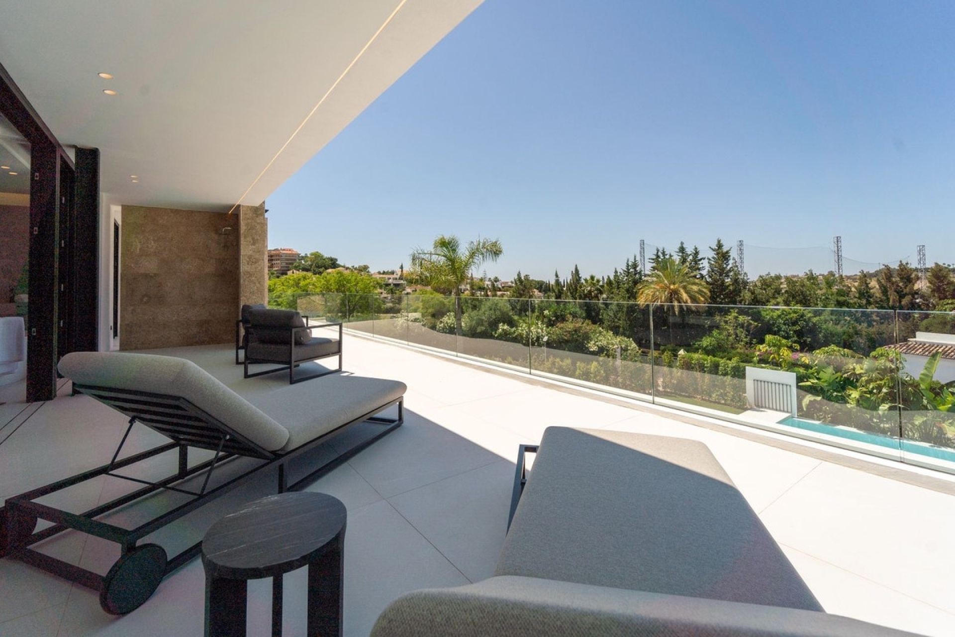 Resale - Villa - Marbella - Nueva Andalucía