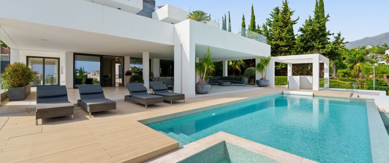 Resale - Villa - Marbella - Nueva Andalucía