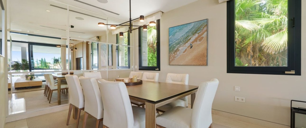Resale - Villa - Marbella - Nueva Andalucía