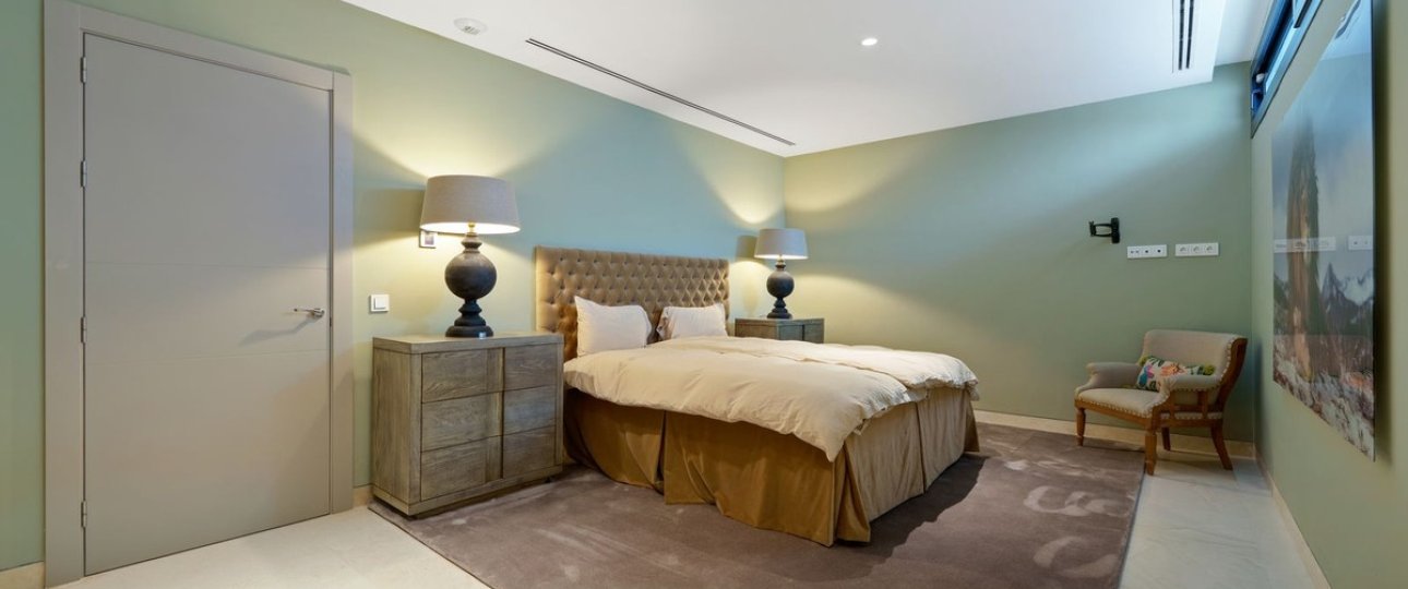 Resale - Villa - Marbella - Nueva Andalucía
