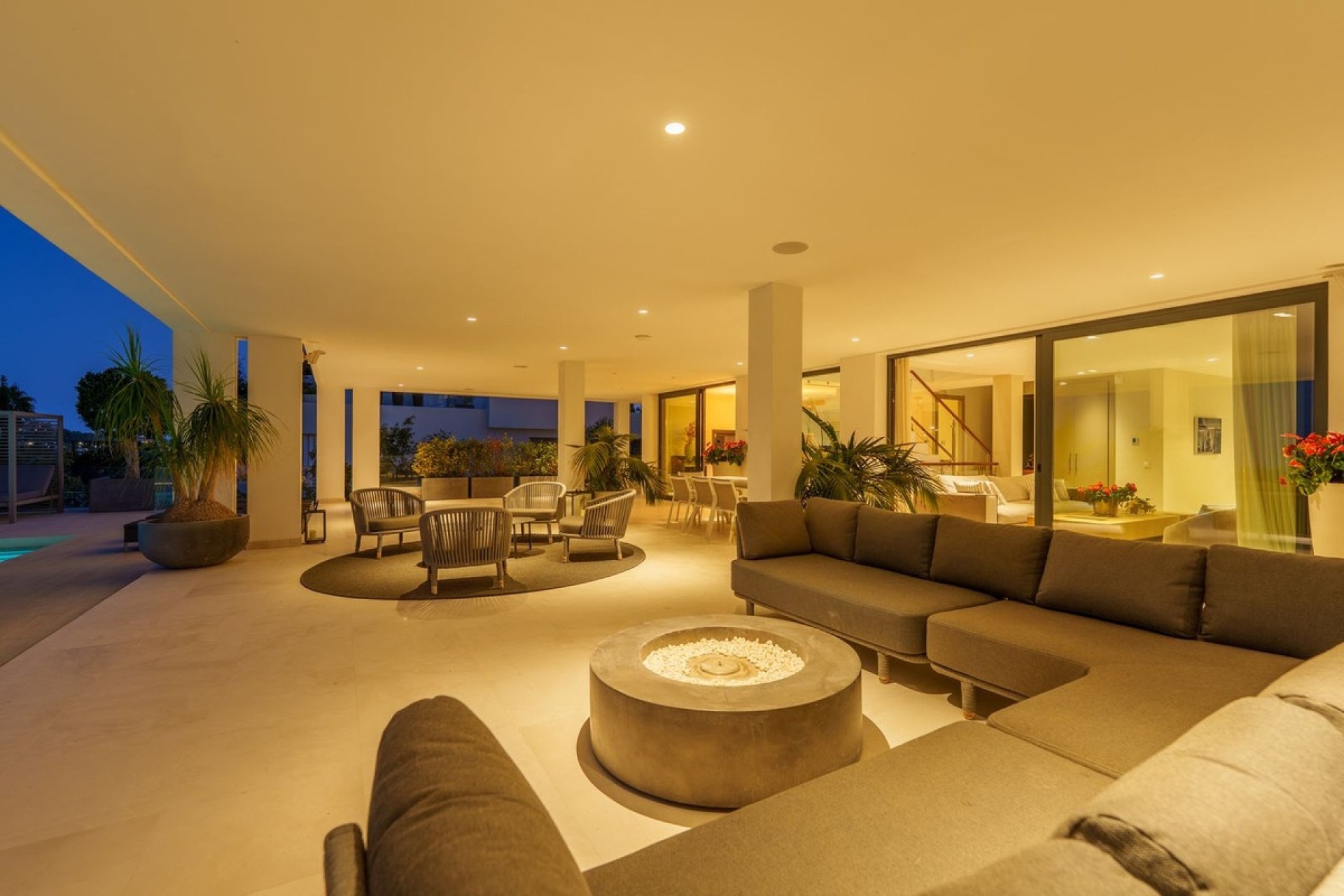 Resale - Villa - Marbella - Nueva Andalucía