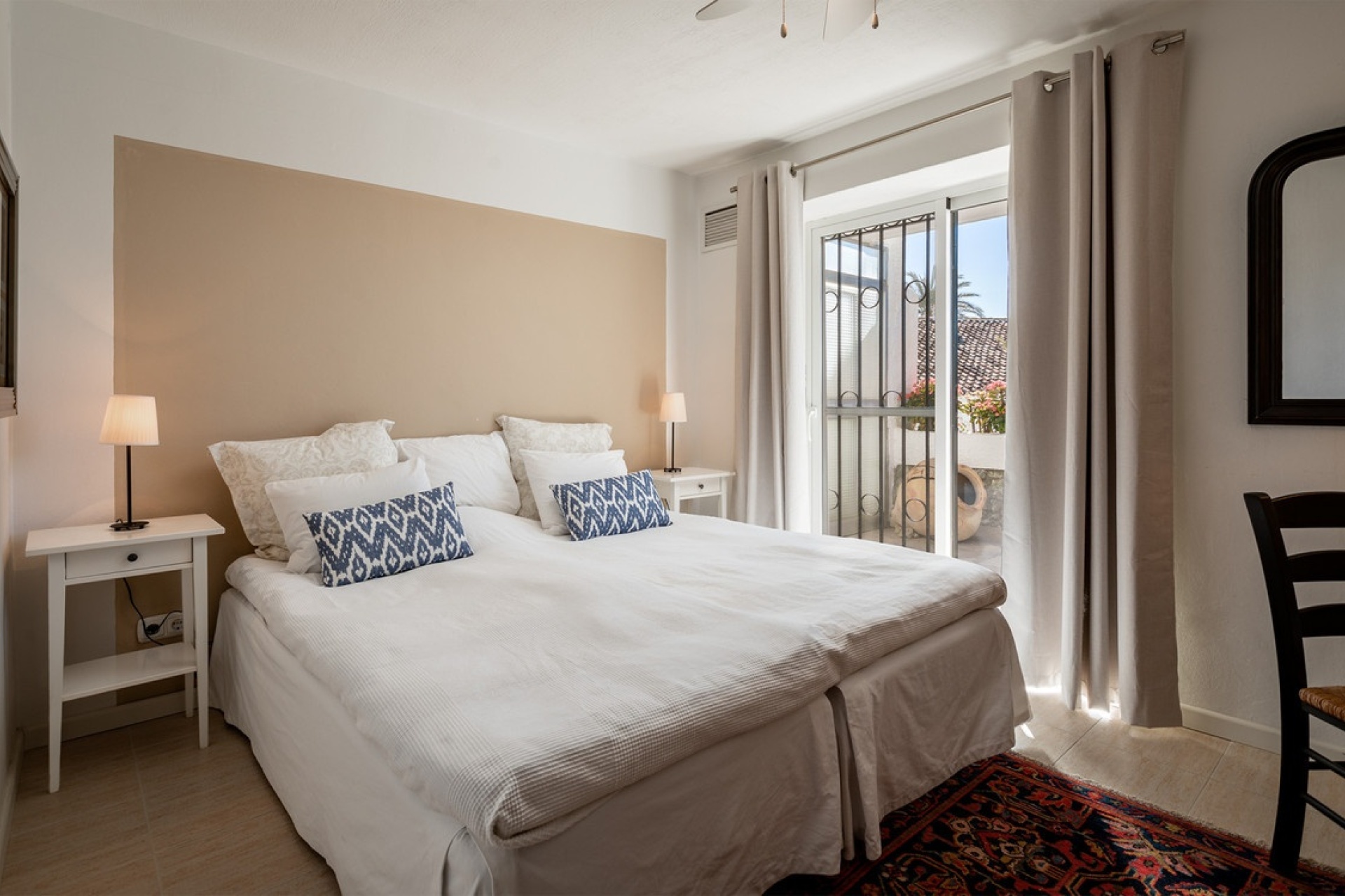 Resale - Villa - Marbella - Nueva Andalucía
