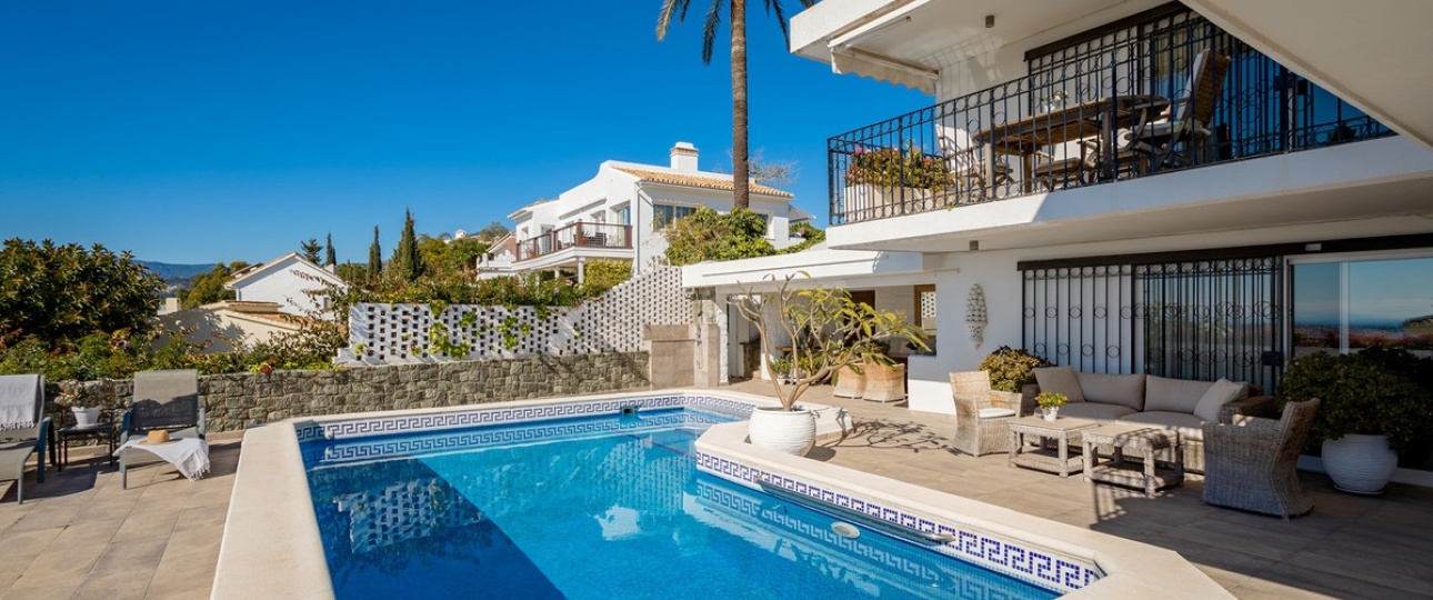 Resale - Villa - Marbella - Nueva Andalucía