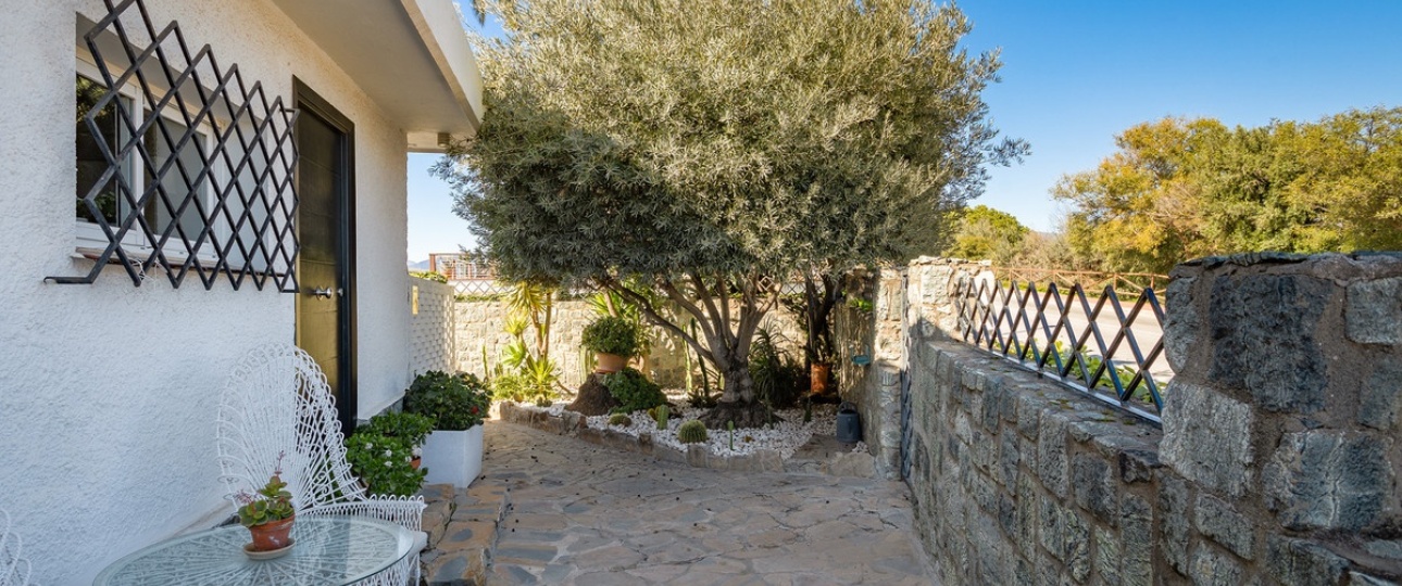 Resale - Villa - Marbella - Nueva Andalucía