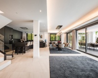 Resale - Villa - Marbella - Nueva Andalucía