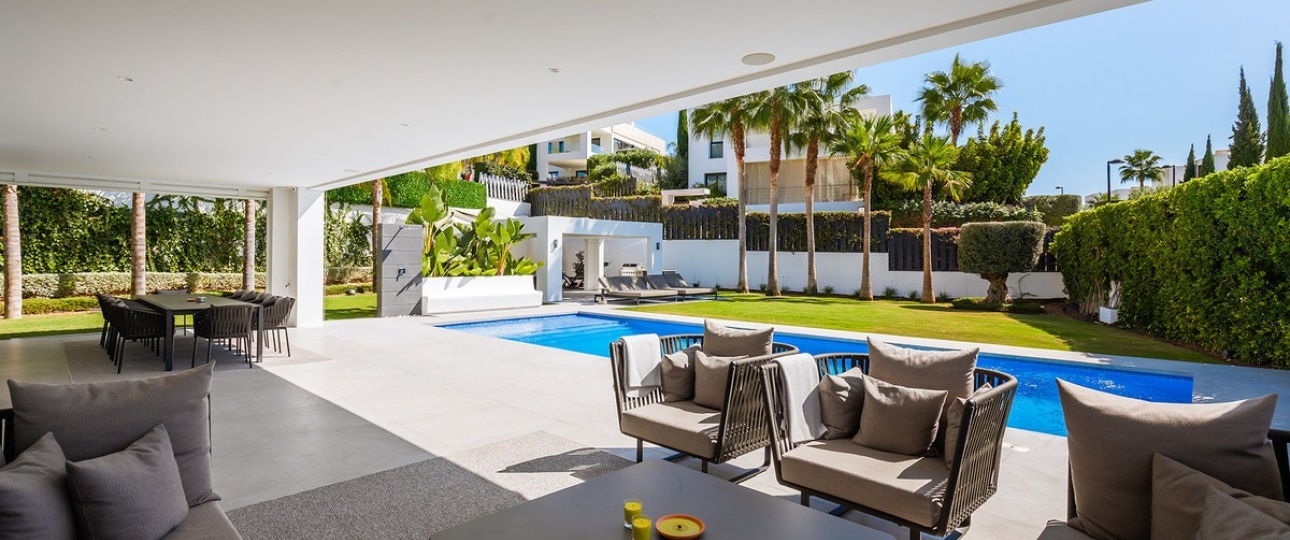 Resale - Villa - Marbella - Nueva Andalucía