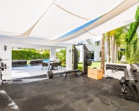 Resale - Villa - Marbella - Nueva Andalucía