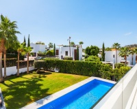 Resale - Villa - Marbella - Nueva Andalucía