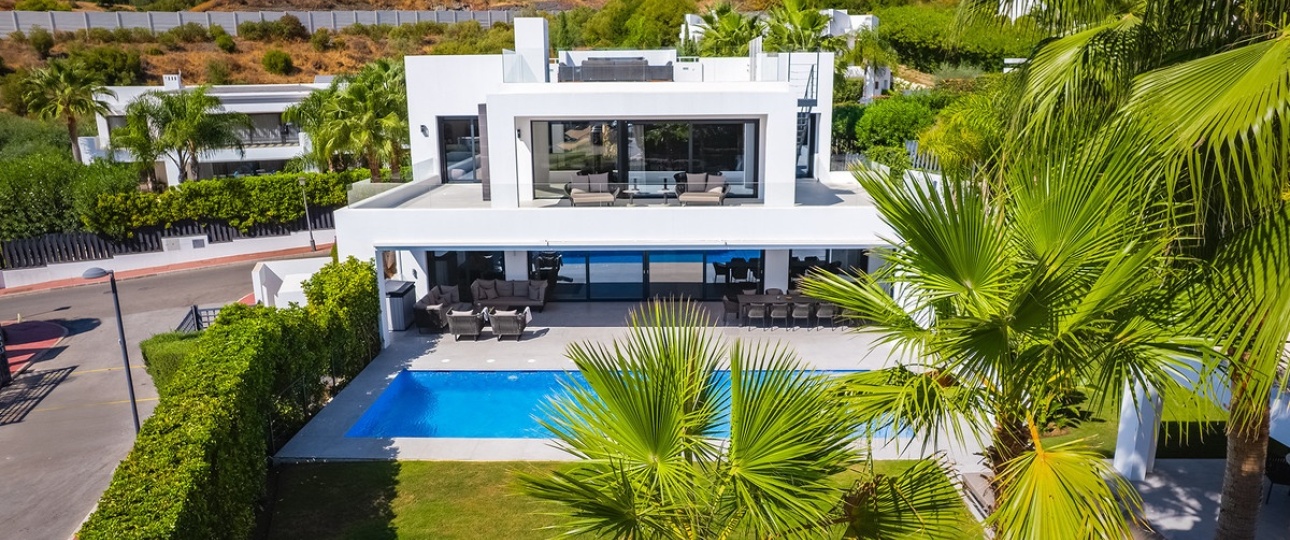 Resale - Villa - Marbella - Nueva Andalucía