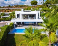 Resale - Villa - Marbella - Nueva Andalucía