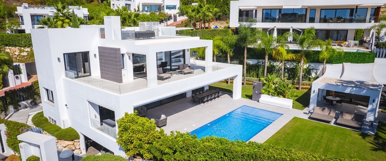 Resale - Villa - Marbella - Nueva Andalucía
