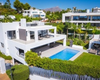 Resale - Villa - Marbella - Nueva Andalucía