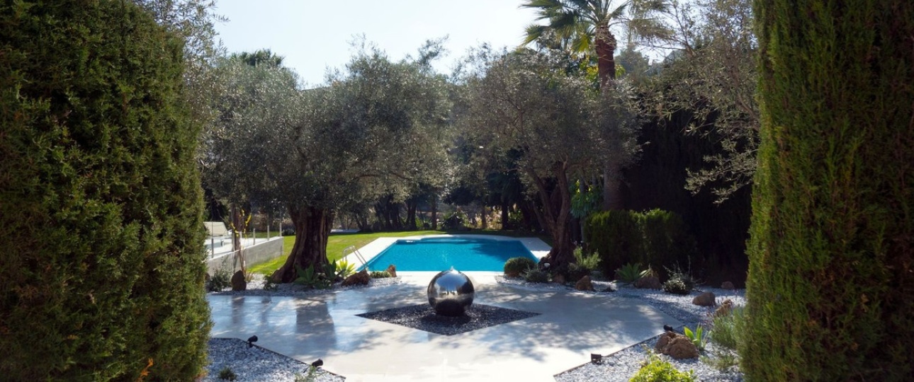 Resale - Villa - Marbella - Nueva Andalucía