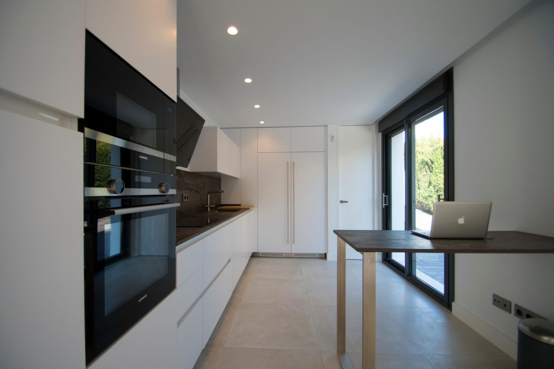 Resale - Villa - Marbella - Nueva Andalucía