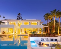 Resale - Villa - Marbella - Nueva Andalucía