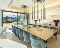Resale - Villa - Marbella - Nueva Andalucía