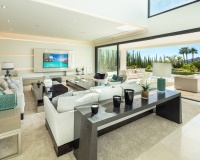 Resale - Villa - Marbella - Nueva Andalucía
