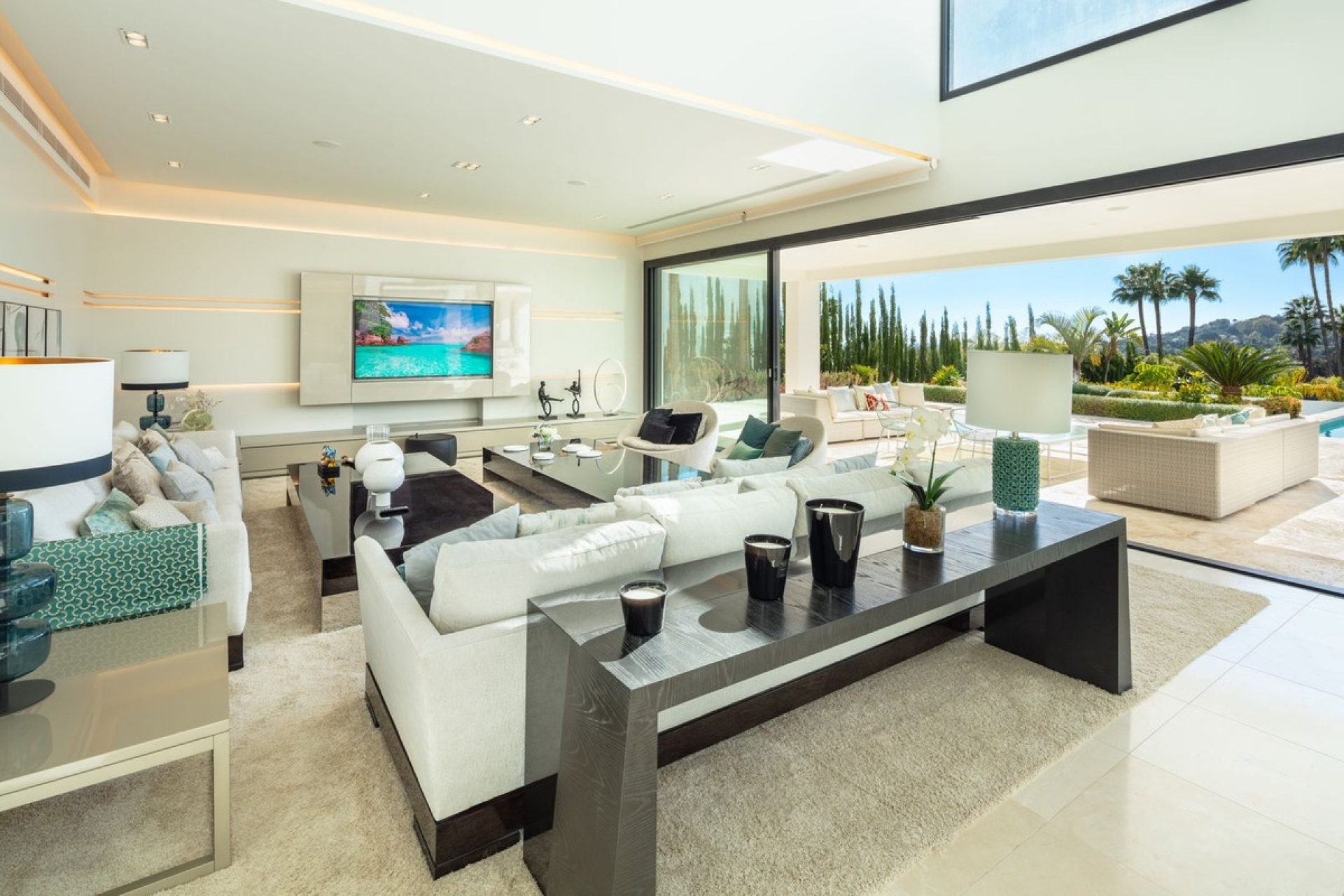 Resale - Villa - Marbella - Nueva Andalucía