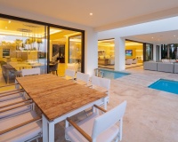 Resale - Villa - Marbella - Nueva Andalucía