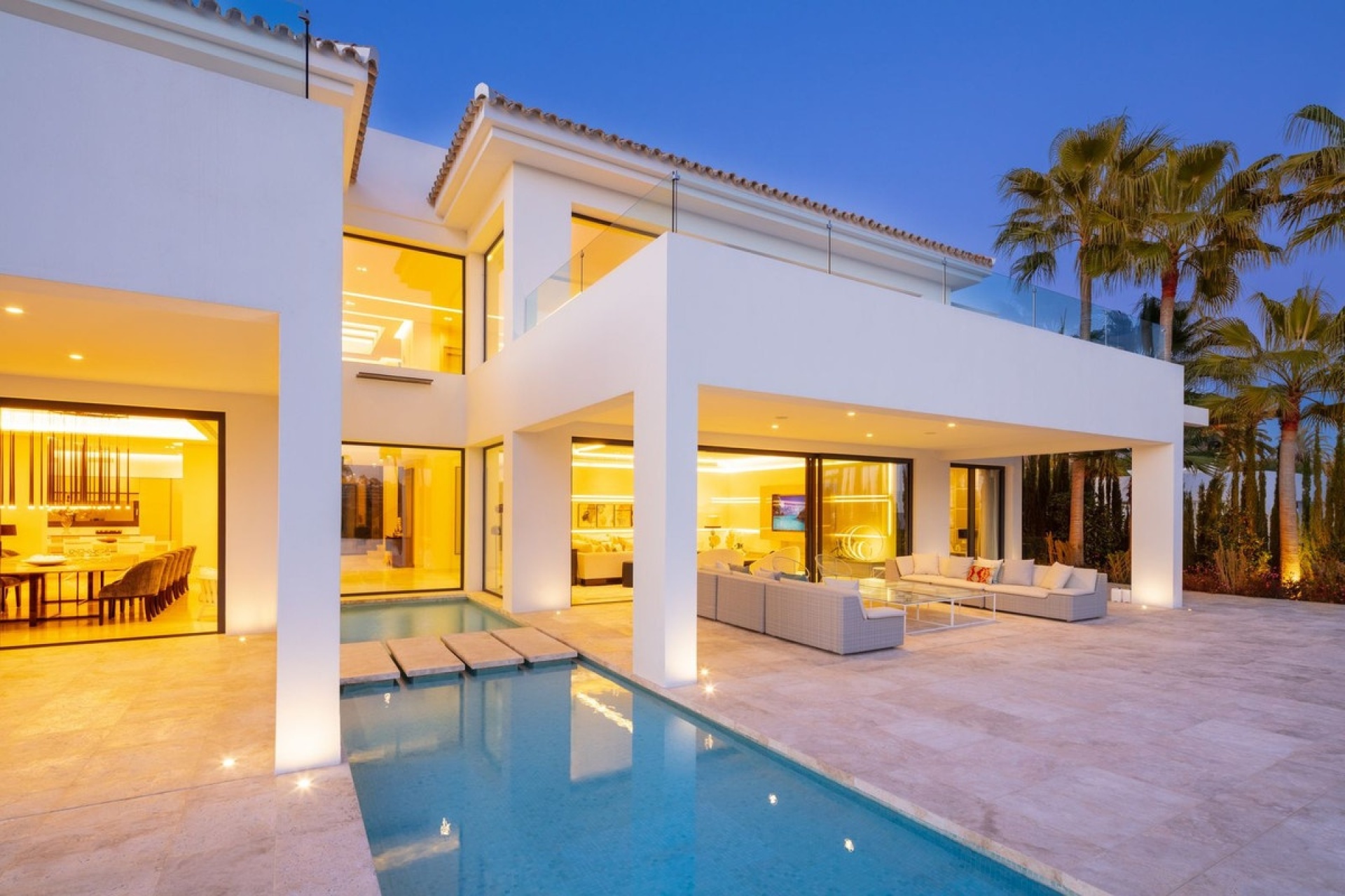 Resale - Villa - Marbella - Nueva Andalucía