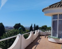 Resale - Villa - Marbella - Nueva Andalucía