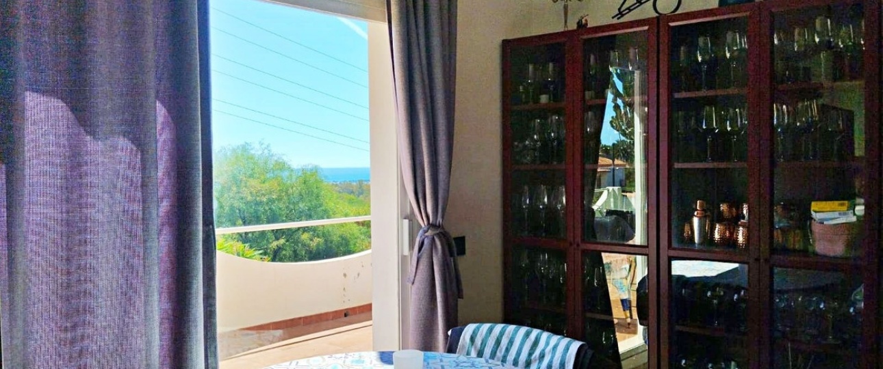 Resale - Villa - Marbella - Nueva Andalucía