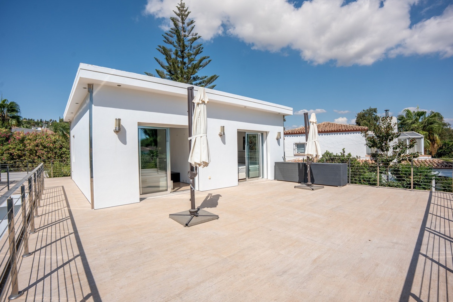 Resale - Villa - Marbella - Nueva Andalucía