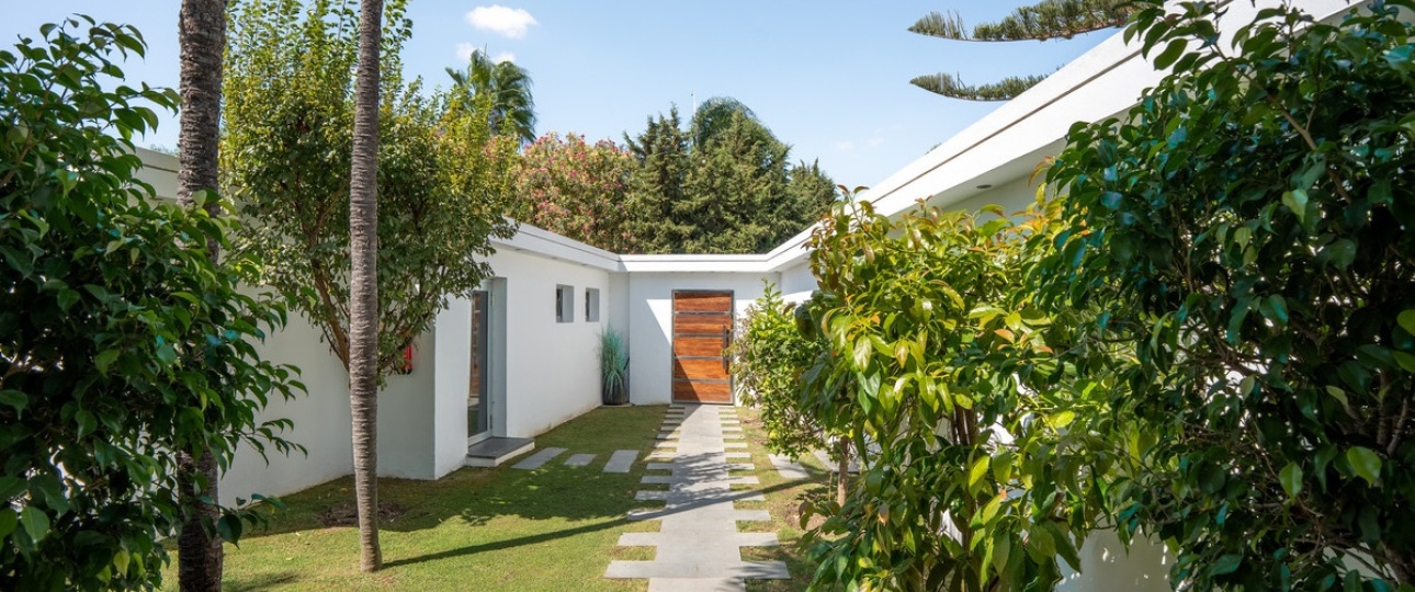 Resale - Villa - Marbella - Nueva Andalucía