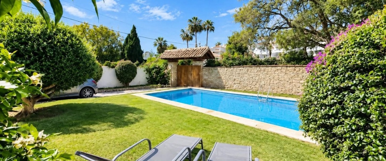 Resale - Villa - Marbella - Nueva Andalucía