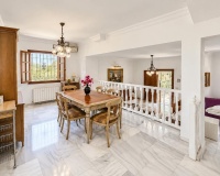 Resale - Villa - Marbella - Nueva Andalucía