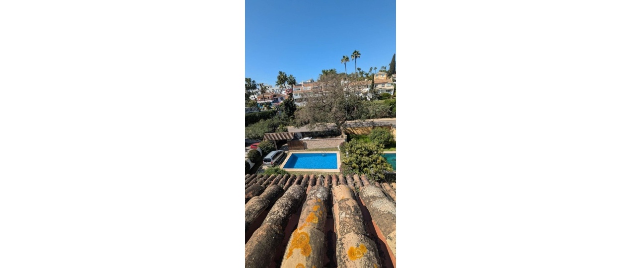 Resale - Villa - Marbella - Nueva Andalucía