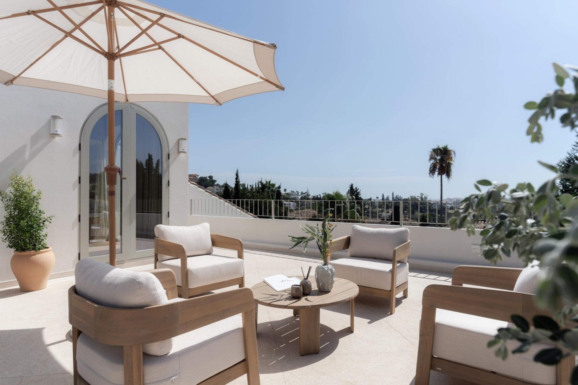 Resale - Villa - Marbella - Nueva Andalucía