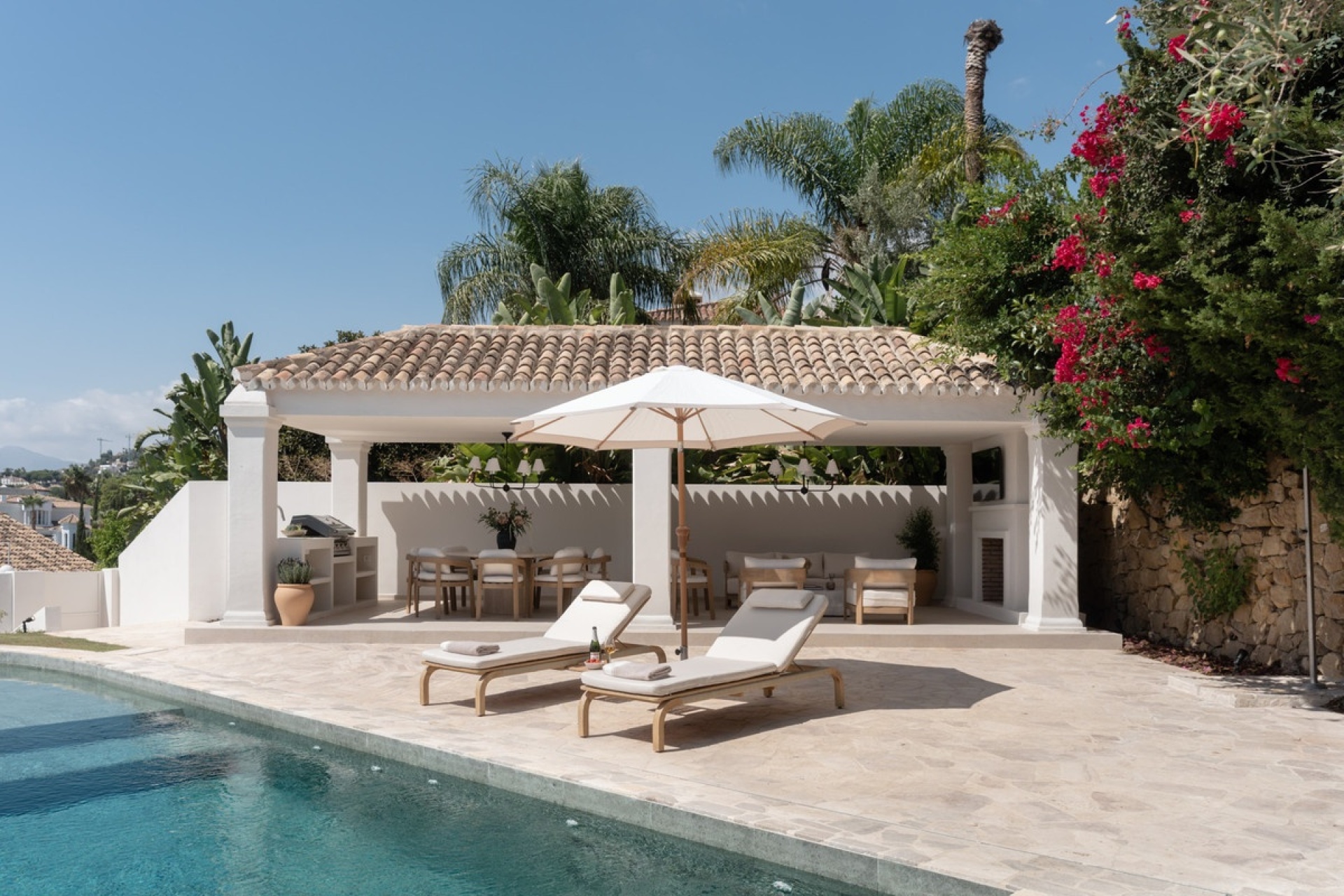 Resale - Villa - Marbella - Nueva Andalucía