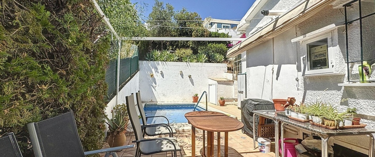 Resale - Villa - Marbella - Nueva Andalucía