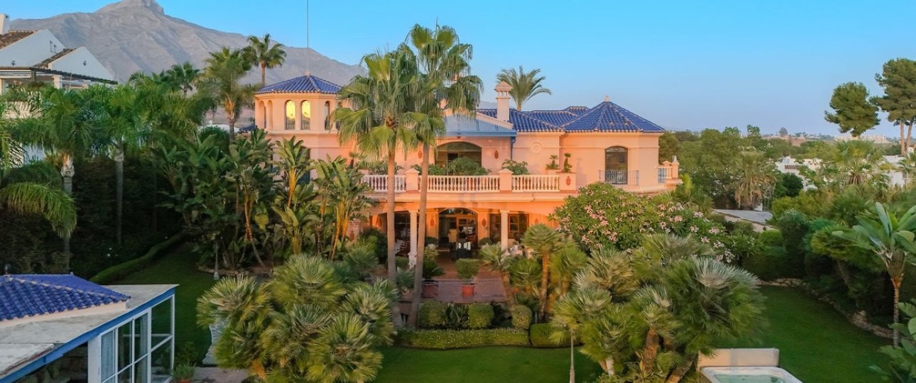 Resale - Villa - Marbella - Nueva Andalucía