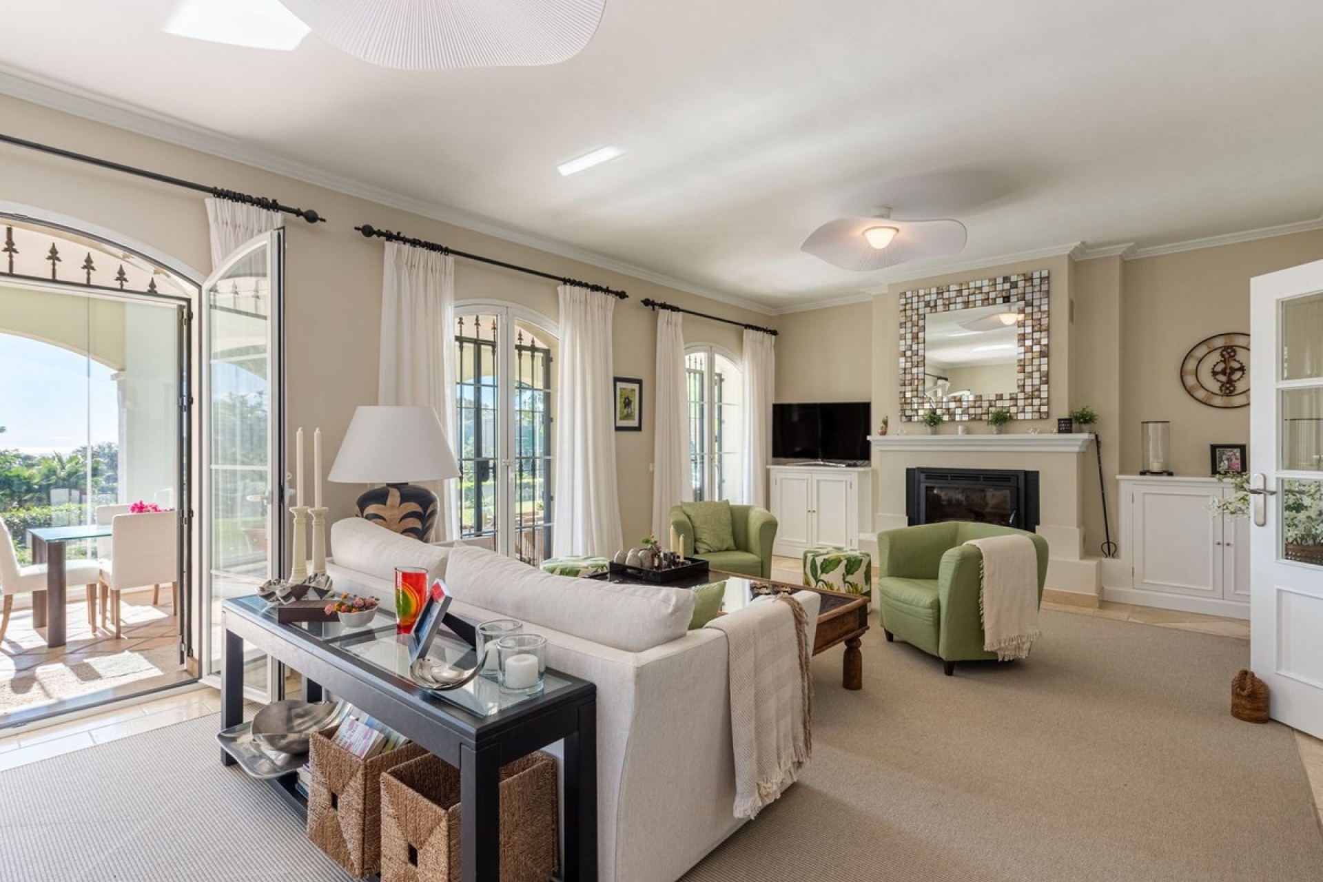 Resale - Villa - Marbella - Nueva Andalucía